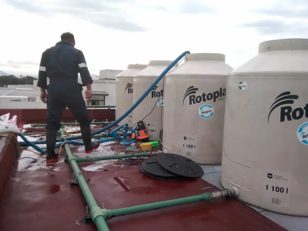 equipos de alto rendimiento para limpiar cisternas industriales en Cuernavaca