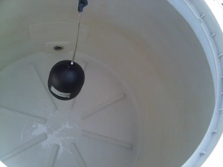 Limpieza profunda de tinacos y cisternas con hidrolavado en Cuernavaca